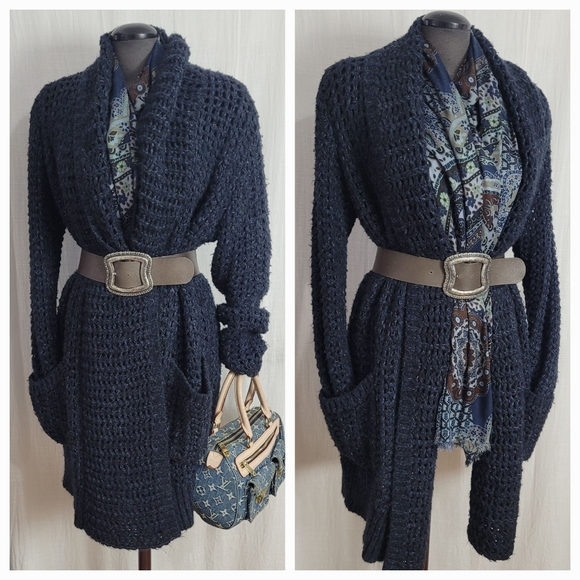 Scarf - Picture 7 of 8